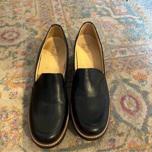 MOVING SALE - NWOT Naturalizer Darry Black Leather Lug Sole Loafers SIZE 11